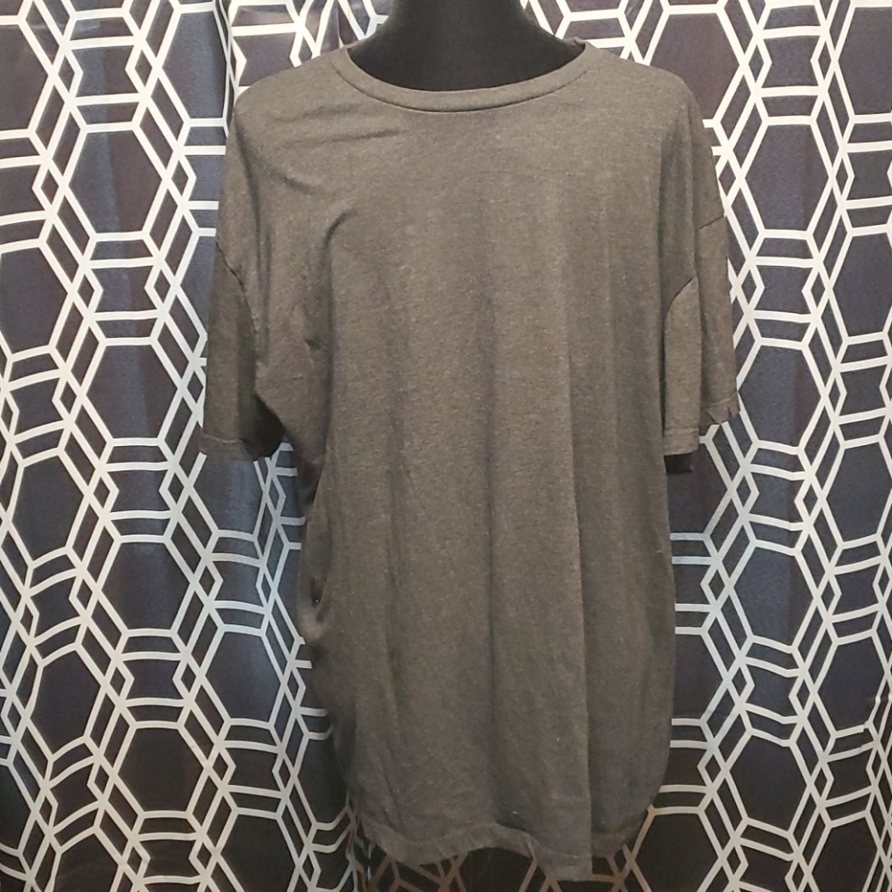 Mens tee size XL